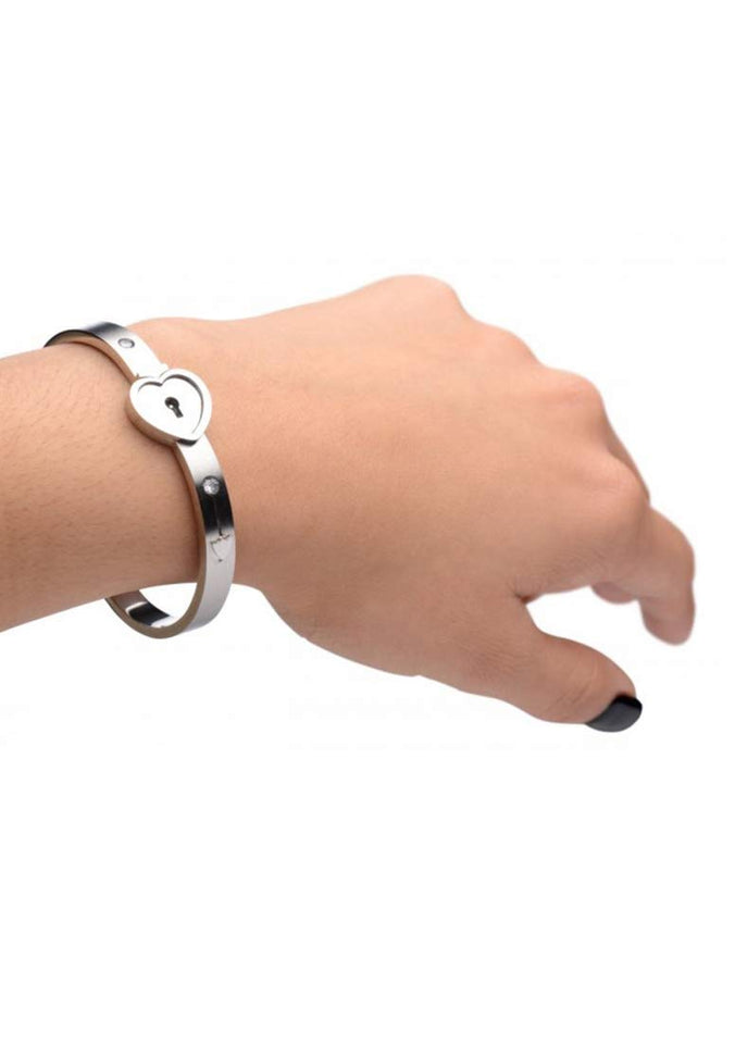 Master Series Cuffed Locking & Key Necklace