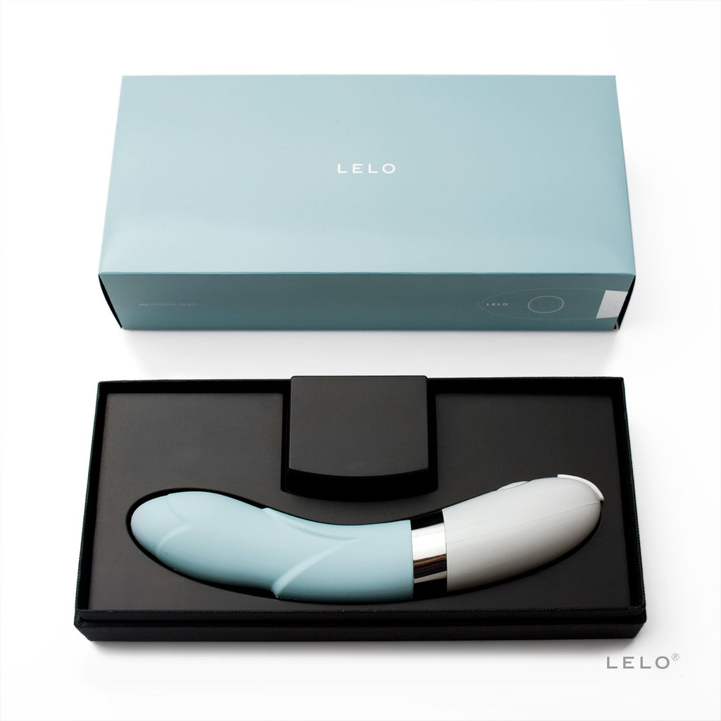 Lelo Iris Personal Massager, Powder Blue