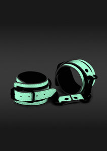Glo Bondage Wrist Cuff Green