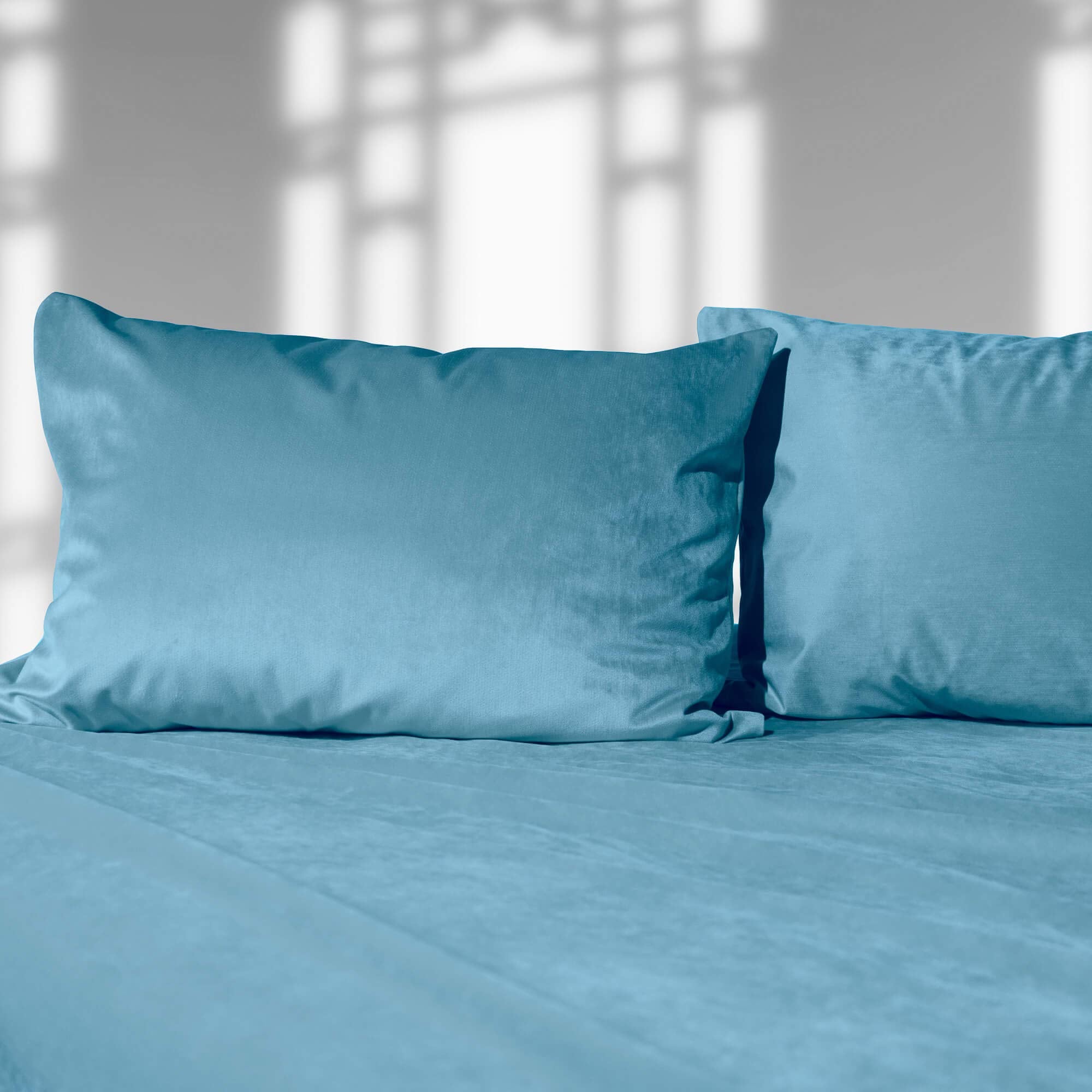 Liberator Fascinator Liquid Velvet Sheets-K Teal