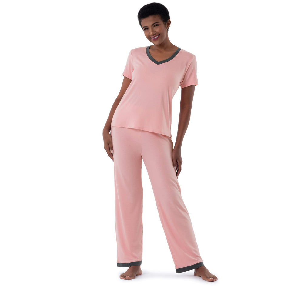 Fruit of the Loom Womens Short Sleeve Tee and Pant 2 Piece Sleep Pajama Set, Soft Pink, Medium