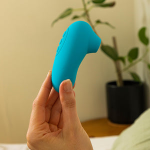 Hello Cake Little Sucker - Clitoral Stimulation with 10 Suction Modes - Can Last Up to 70 Minutes - Rechargeable & Shower Ready