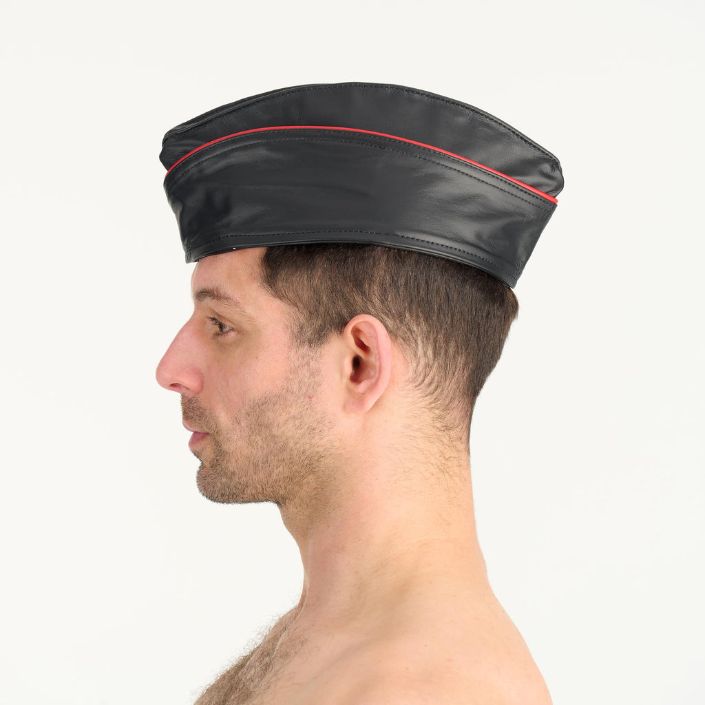 Prowler RED Triangle Cap Blk/Red 61cm XL