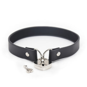 Plesur PVC Collar WHeart Lock Black